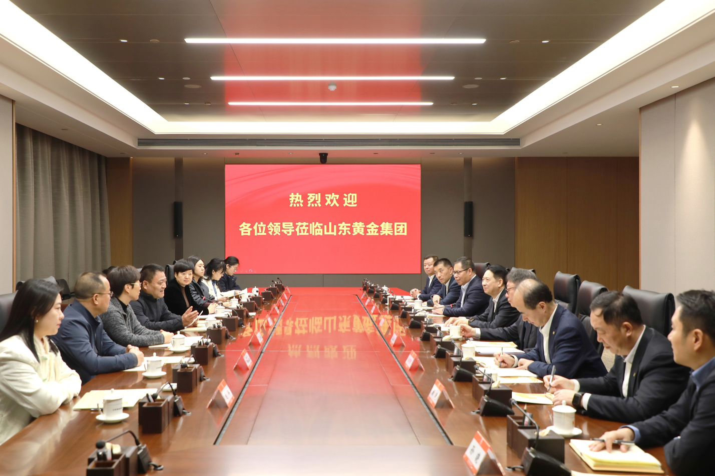 李航會見渭南市委常委、統(tǒng)戰(zhàn)部部長張輝一行